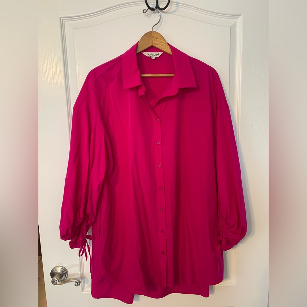 DAVI & DANI Women's Fuchsia Button Down Dress